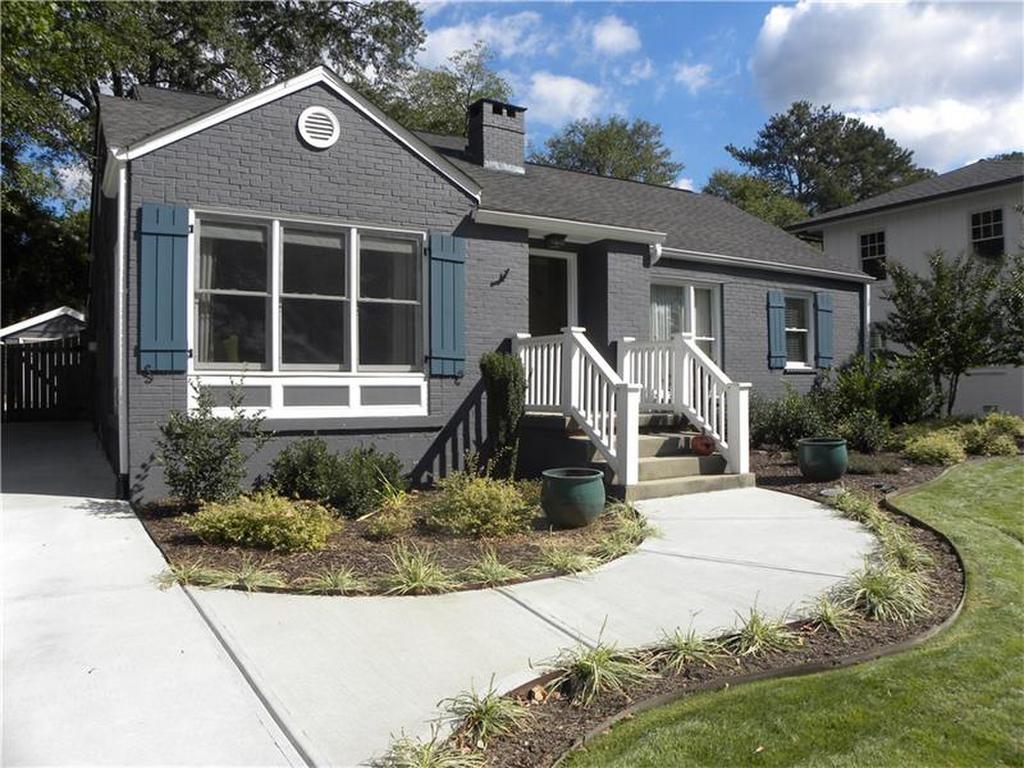 212 Midvale Drive Ne