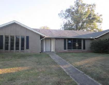 3683 Wilcox Dr