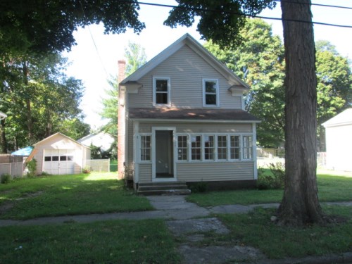 328 S 4th St