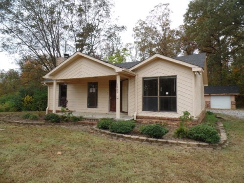 9664 Ellis Road