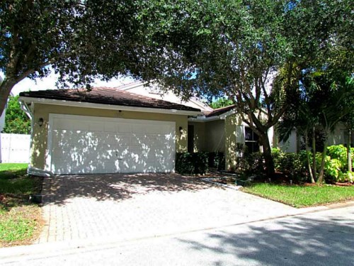 3379 SW 49 ST