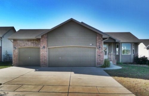 6945 N Wendell Circle