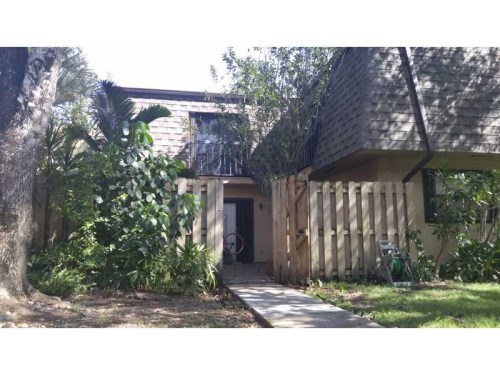 13989 SW 94 # 102-2