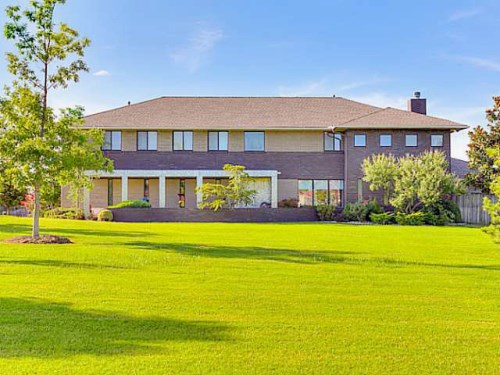 4809 Robin Hill Lane