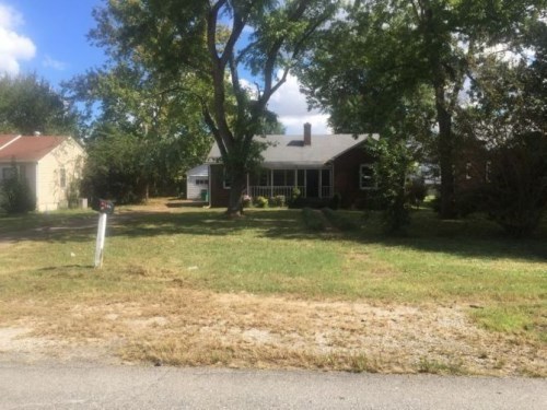302 E Commons St N