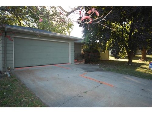 516 Grand Ave