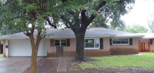 1927 Bayou Dr