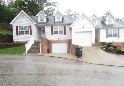 16 Piney Way
