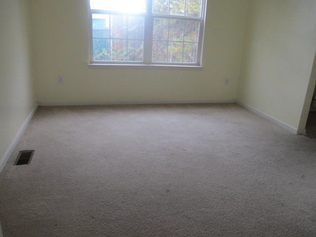 2 Ivystone Drive