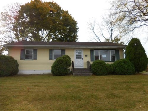 4858 Pine Grove Cir