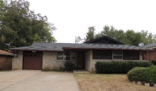 633 W Main St