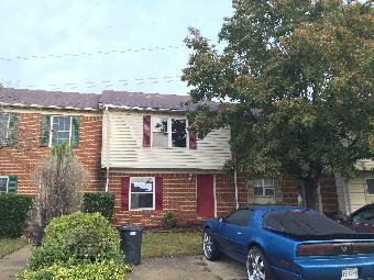 726 Huntly Dr