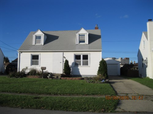 32 Lyman Ave