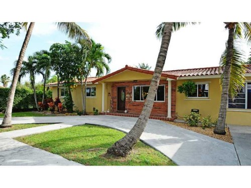 709 SW 106 AV