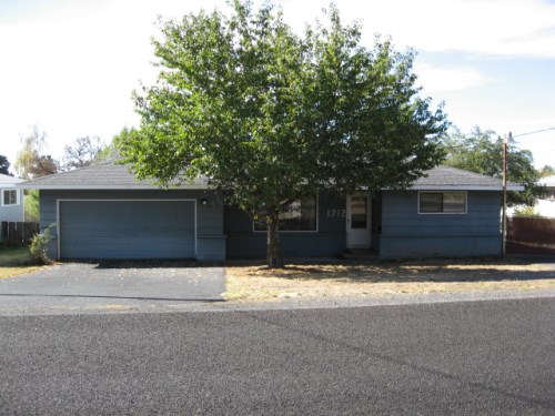 1712 Chinchalla Way