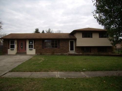 7445 Red Coat Dr
