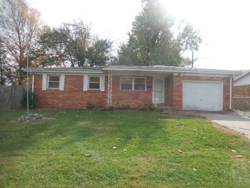 1012 N Fairlawn Cir E