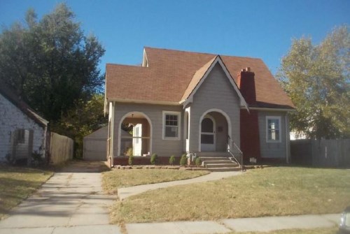 611 N Terrace Dr