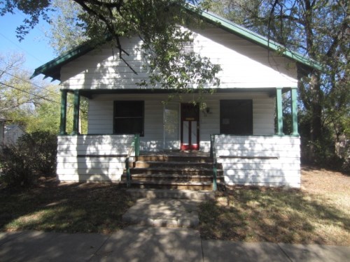 610 W Olive Ave