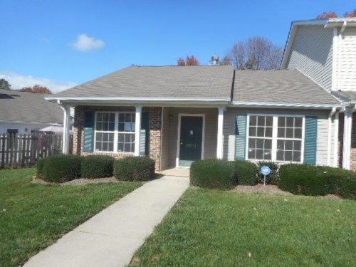 802 Remount Ct