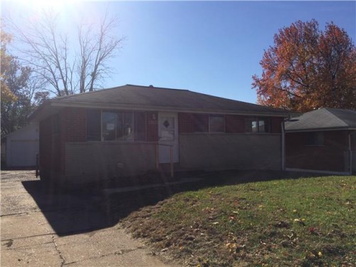 1136 Cove Ln