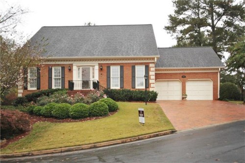 1960 Winchelsea Court W