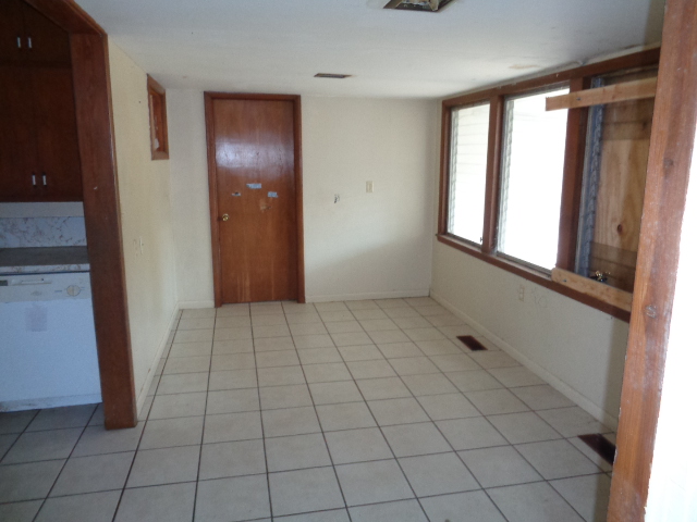 527 Goodrich Blvd