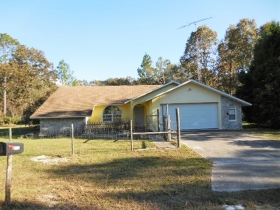 18214 Yellow Ave