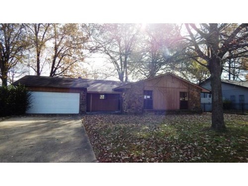 1821 Rich Rd