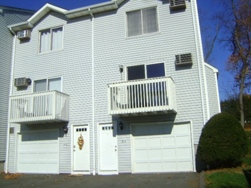 1001 Old Colony Rd Unit 3-1