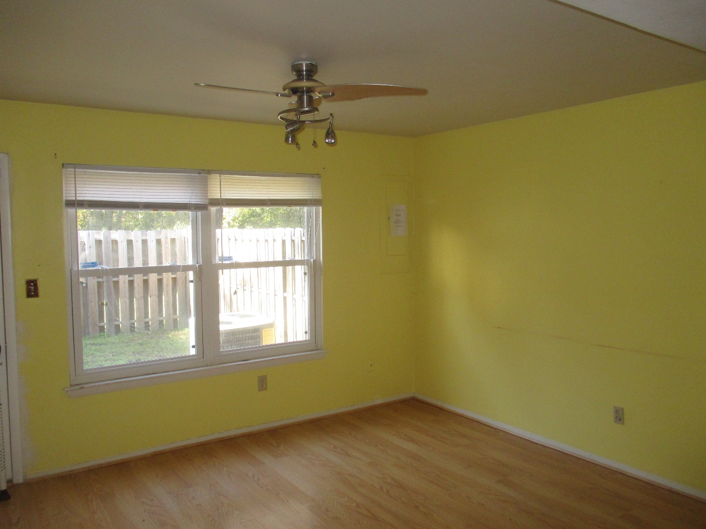 1618 Darren Circle