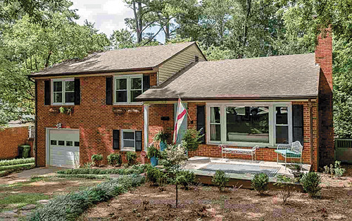 219 Longwood Drive SE