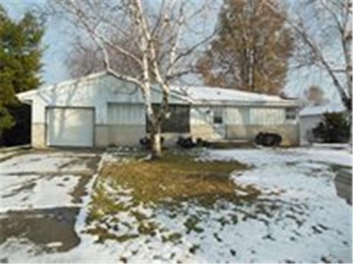 4721 Carter Dr