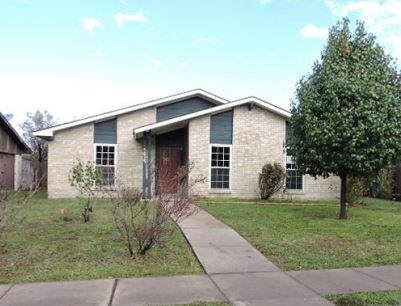5025 Avery Ln