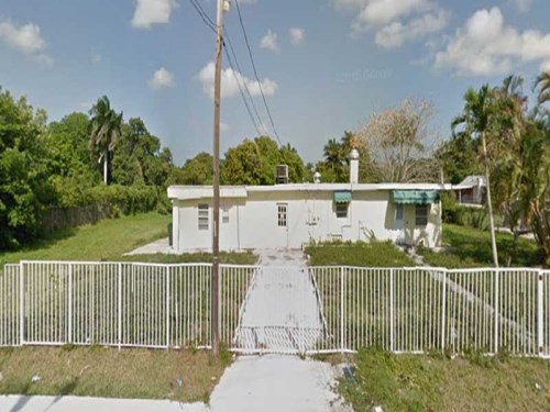 4580 SW 33RD AV