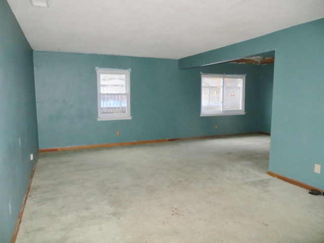 3536 Petunia Crescent