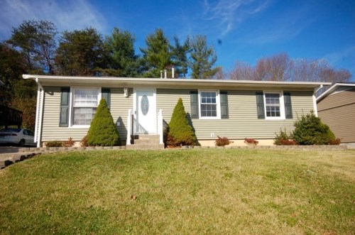 8347 Robin Lynn Rd