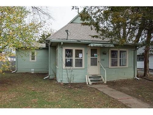 2700 Logan Ave