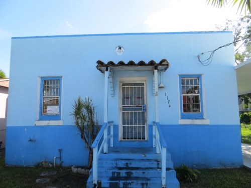 1174 NW 67th St
