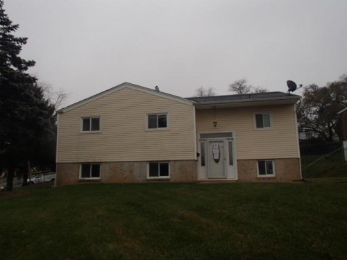 1533 Weyburn Rd