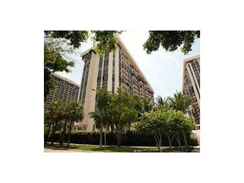 1901 Brickell Ave # BPHI