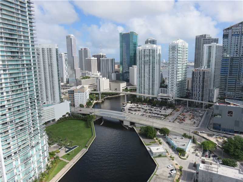 690 SW 1 Ct # PHII08