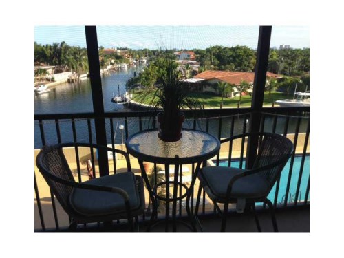 2500 NE 135 ST # B305