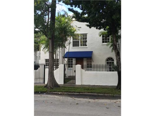 919 SW 20 AV