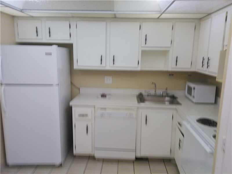 4172 Inverary Dr # 504
