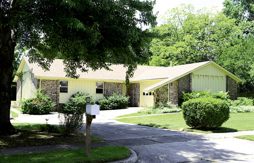 2411 Arrowwood Drive
