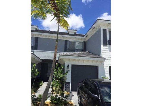 3499 NW 13th St # -