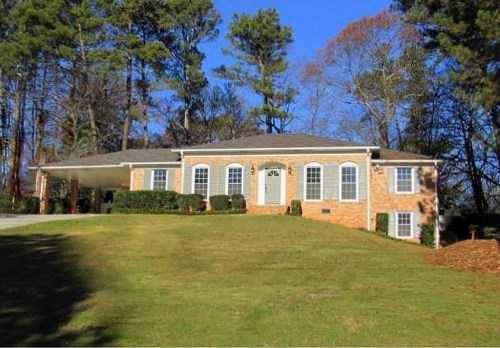 1744 Chateau Drive