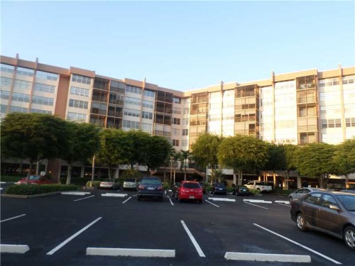 1400 Saint Charles Pl # L5