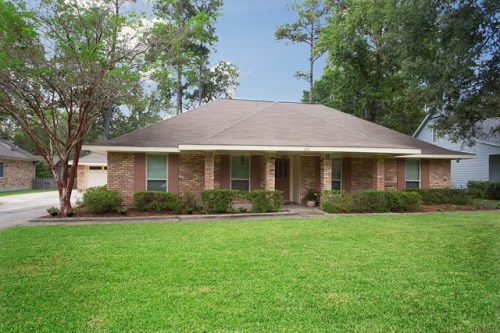 245 Beau Rivage Dr